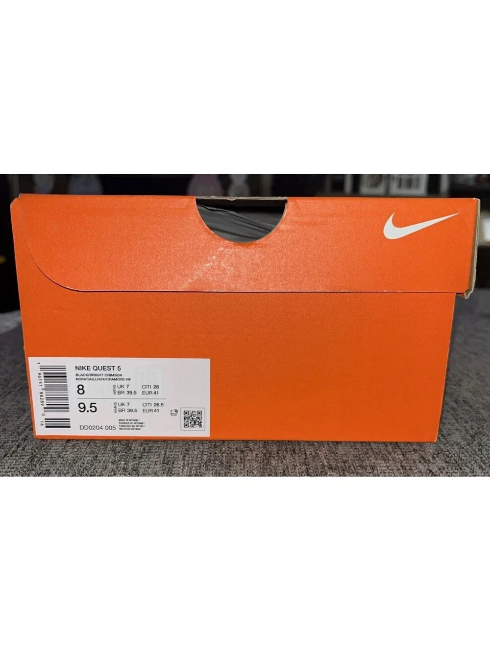 Nike Quest 5 Men’s Size 8/WMNS 9.5 Running Shoes Black/Bright Crimson DD0204-005